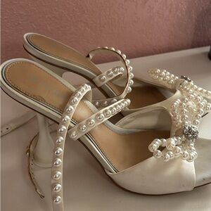 Gianni Bini White Pearl Heels